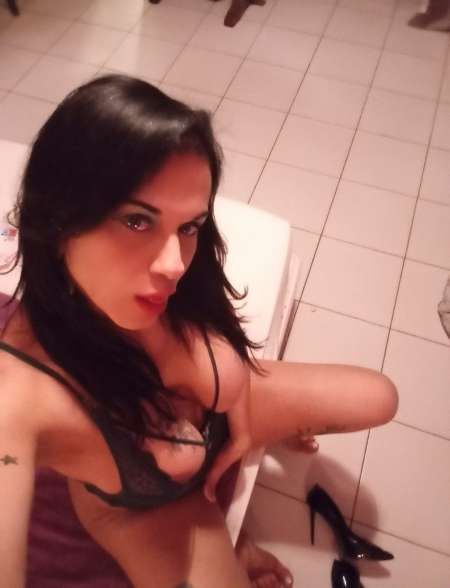 francaise gorge profonde trans escort a paris francaise gorge profonde trans escort a paris