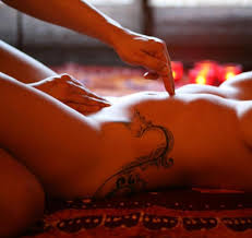 Photo ads/1074000/1074150/a1074150.jpg :  Massage érotique et corps a corps chez vous madame