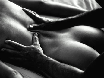 Photo ads/1365000/1365758/a1365758.jpg : massages pour dames, couples 