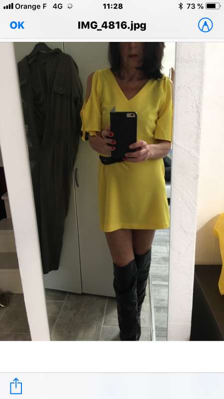 Photo ads/1382000/1382673/a1382673.png : Jolie brune francaise