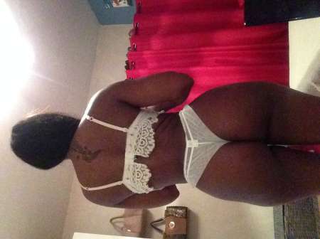 Photo ads/1427000/1427695/a1427695.jpg : black latine