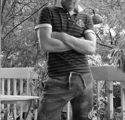 Photo ads/1454000/1454074/a1454074.jpg : Homme bi rencontre sex