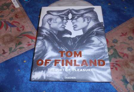 Photo ads/1734000/1734328/a1734328.jpg : TOM OF FINLAND " The Art of Pleasure
