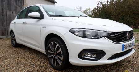 Photo ads/1780000/1780479/a1780479.jpg : Vends Fiat Tipo Essence