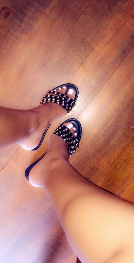 Photo ads/1783000/1783882/a1783882.jpg : Vends photo pieds