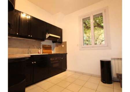 Photo ads/1791000/1791413/a1791413.jpg : F2 - 43 m2 - 5 mn gare et centre-ville