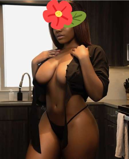 Photo ads/1870000/1870787/a1870787.jpg : Voudrais tu jouer au interdit avec moi