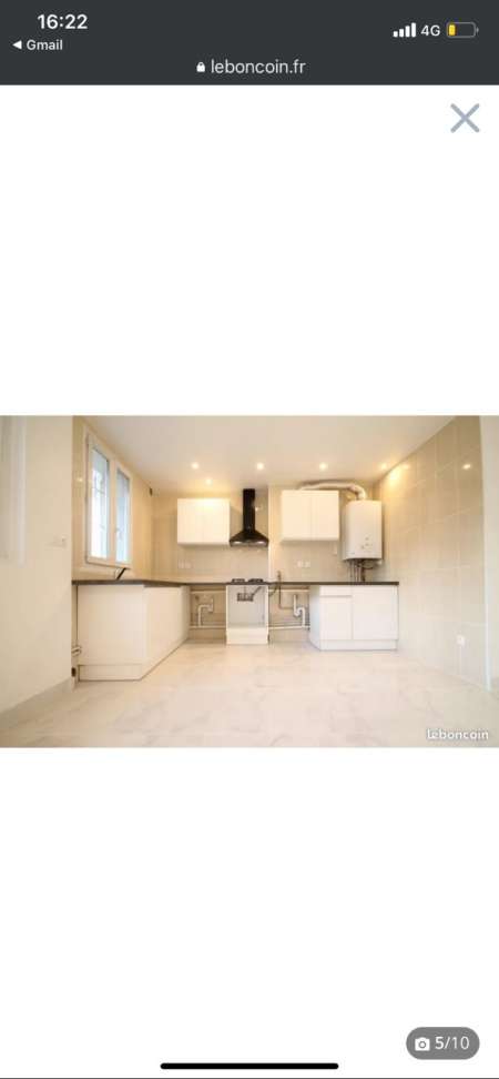 Photo ads/1915000/1915896/a1915896.jpg : Donne logement étudiant(e) ou femme seul