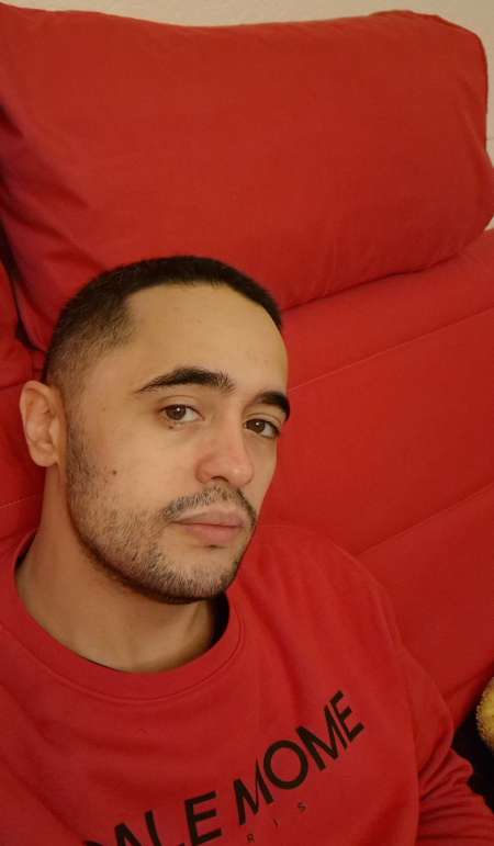 Photo ads/1943000/1943579/a1943579.jpg :  Esclave pour les Femmes