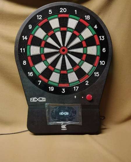 Photo ads/1958000/1958600/a1958600.png : NEU Target Nexus Electronic Soft Tip Dartboard mit