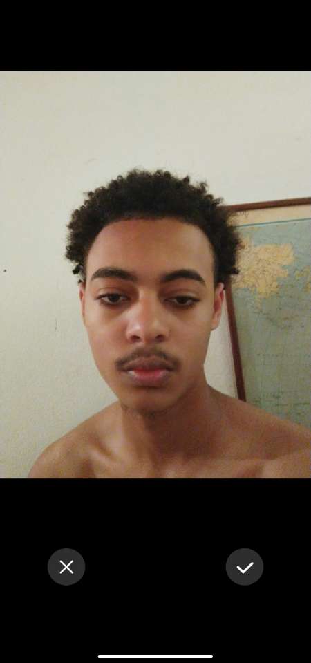 Photo ads/1964000/1964812/a1964812.jpg : Cherche un plan