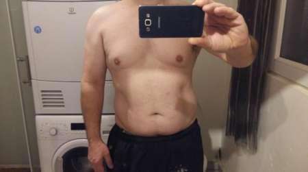 Photo ads/2009000/2009157/a2009157.jpg : Je recherche une femme pour me masturber,5mn max