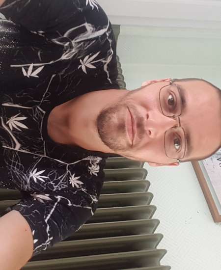 Photo ads/2012000/2012168/a2012168.jpg : Homme recherche sexe