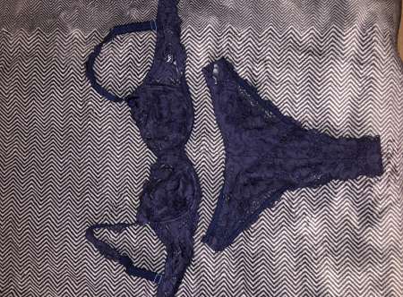 Photo ads/2012000/2012805/a2012805.jpg : Lingerie femme Allande