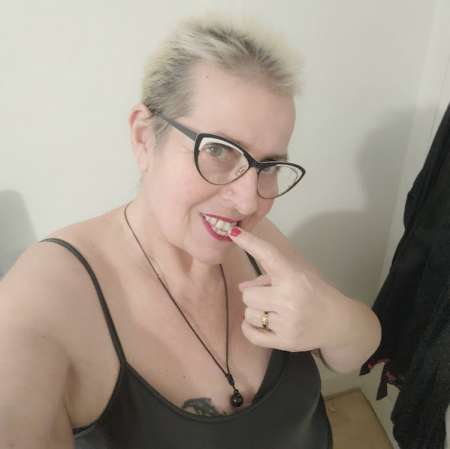 Photo ads/2020000/2020295/a2020295.jpg : femme tres ronde et kokine