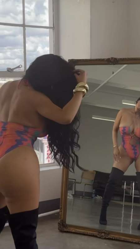 Photo ads/2037000/2037100/a2037100.jpg :  Charmant Brésilienne