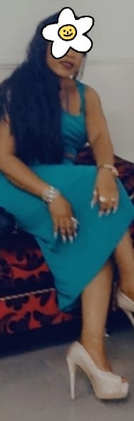 Photo ads/2044000/2044109/a2044109.jpg :  Sylvie pour vous détendre à Combs la Ville