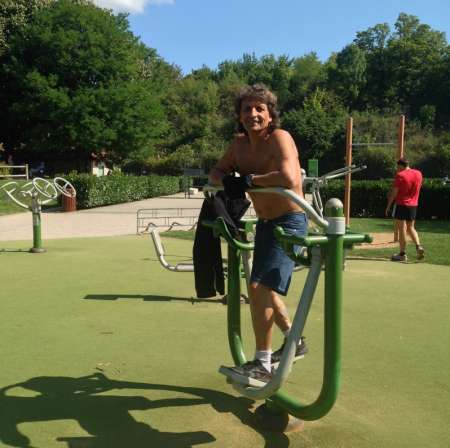 Photo ads/2063000/2063912/a2063912.jpg : coaching sport reprise ou continuité pr h,f, cpl