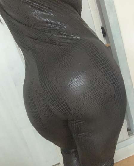 Photo ads/2075000/2075542/a2075542.jpg : Domina française