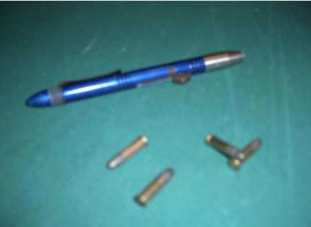 Photo ads/2078000/2078041/a2078041.jpg : Stylo Pistolet 22