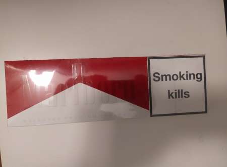Photo ads/2082000/2082138/a2082138.jpg : Cartouche marlboro red
