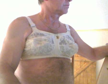 Photo ads/2097000/2097110/a2097110.jpg : passif cherche ménage