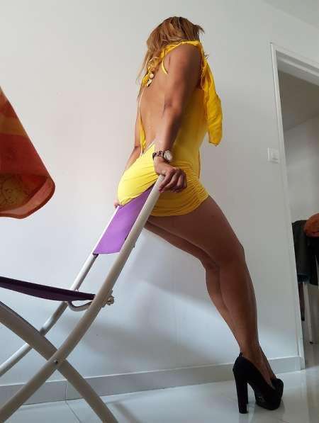 Photo ads/2154000/2154796/a2154796.jpg : Layla tout nouvelle a rouen