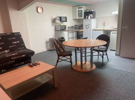 Photo ads/2191000/2191962/a2191962.jpg : GRAND STUDIO TOUTS EQUIPPEE LIBRE LE