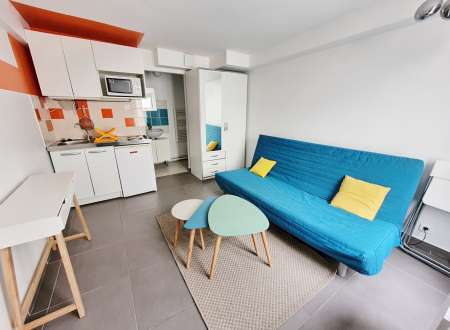 Photo ads/2202000/2202527/a2202527.jpg : Studio meublé de 16m2