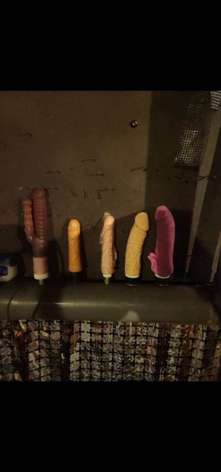 Photo ads/2217000/2217890/a2217890.jpg : Dominatrice recherche nouveau soumis