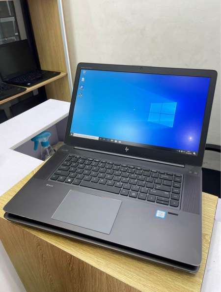 Photo ads/2221000/2221707/a2221707.jpg : HP Zbook studio G4 Workstation core I7-7700HQ