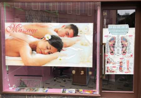 Photo ads/2233000/2233964/a2233964.jpg :  Massage par masseuse chinoise sur table ou futon