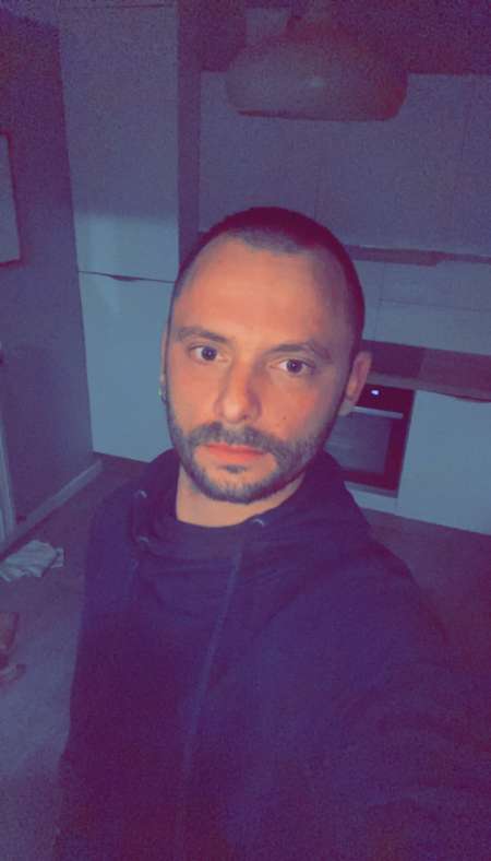 Photo ads/2234000/2234548/a2234548.jpg : Jeune homme 34 ans