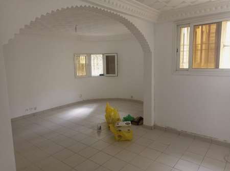 Photo ads/2245000/2245214/a2245214.jpg : bureau à louer