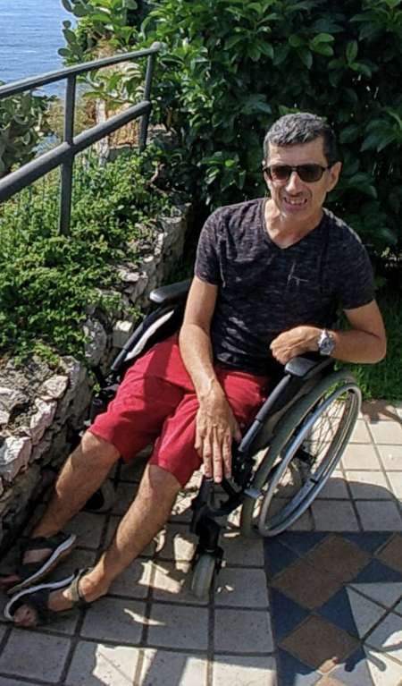 Photo ads/2249000/2249246/a2249246.jpg :  je cherche une Auxillaire de vie