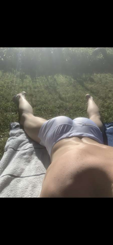 Photo ads/2260000/2260695/a2260695.png : jeune mec cherche beau mâle actif