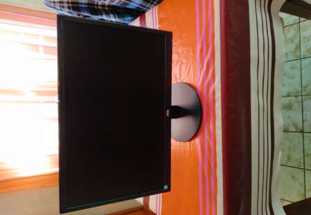 Photo ads/2263000/2263696/a2263696.jpg : vend Ecran ordinateur PC