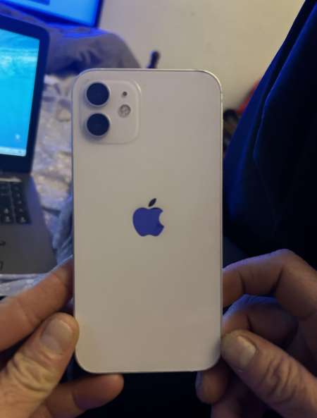 Photo ads/2281000/2281562/a2281562.jpg : Vends iphone 12