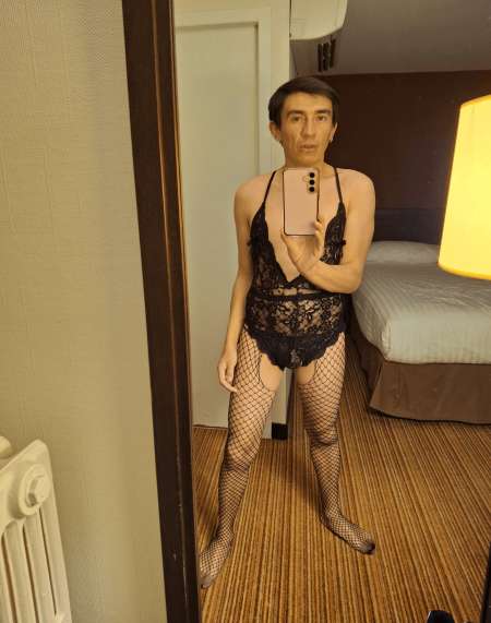 Photo ads/2285000/2285626/a2285626.gif : Passive discrète pour hommes actifs de passage RDV