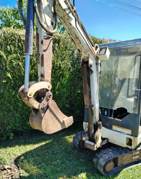 Photo ads/2287000/2287436/a2287436.jpg : mini pelle bobcat