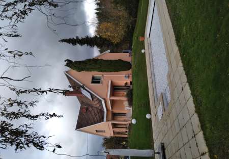 Photo ads/2292000/2292202/a2292202.jpg : Maison d'architecte 192m2, 7p, 5ch. sur 17ares