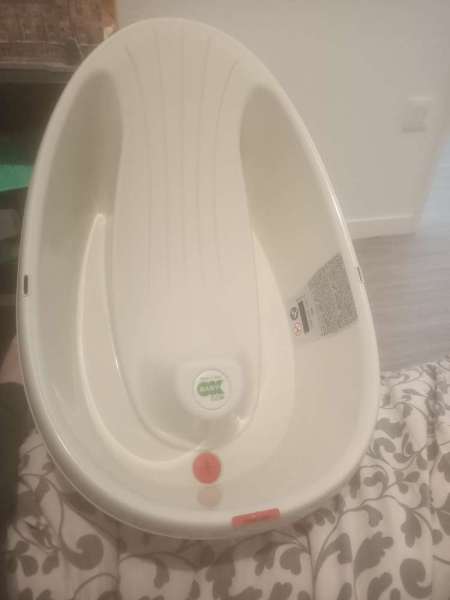 Photo ads/2294000/2294459/a2294459.jpg : baignoire