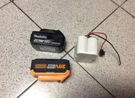 Photo ads/2296000/2296568/a2296568.jpg : recherche batterie en panne 18 v 20v 24 v