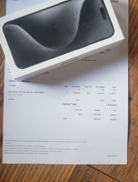 Photo ads/2319000/2319659/a2319659.jpg : Apple iPhone 15 Pro Max (256 Go) - Titane Naturel