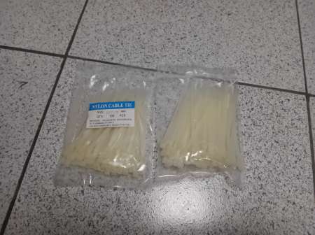 Photo ads/2319000/2319846/a2319846.jpg : 100 coliers nylon