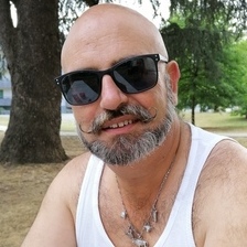 Photo ads/2336000/2336135/a2336135.jpg : Recherche femme seule délaissé couple candauliste