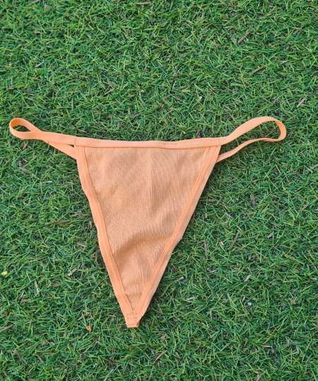 Photo ads/2340000/2340443/a2340443.jpg : Joli string ficelle