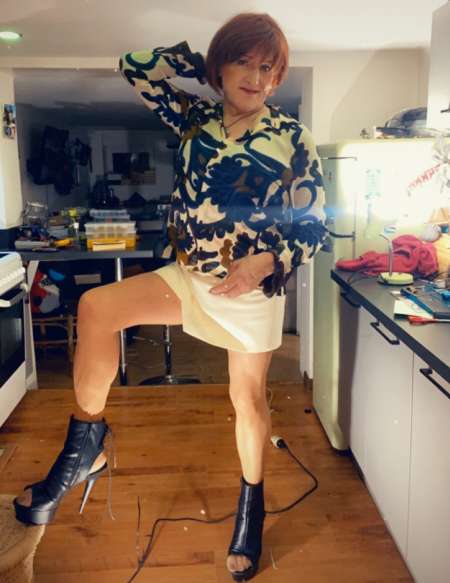 Photo ads/2347000/2347920/a2347920.jpg : Annabelle aime se distraire