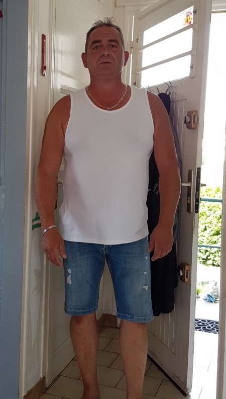 Photo ads/2349000/2349824/a2349824.jpg :  Homme 54 a pour relation serieuse avec femme la tr