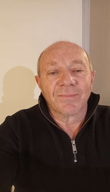 Photo ads/2362000/2362867/a2362867.jpg : H pour moments sympathiques et coquins avec femme